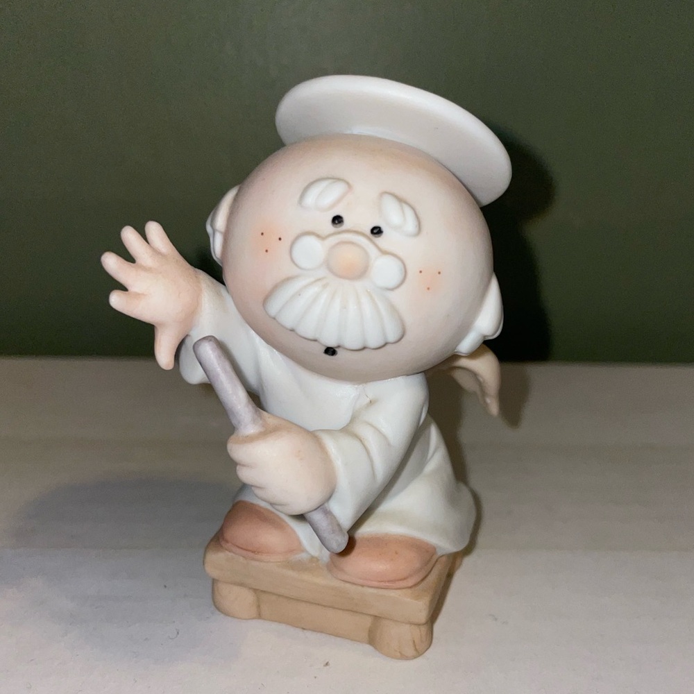 😇Charming Ceramic Angel Figurine with Cane